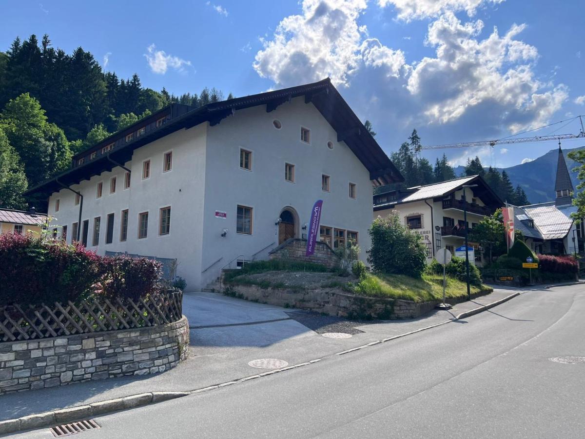 Twenty Seven City Hotel Zell am See Exteriör bild