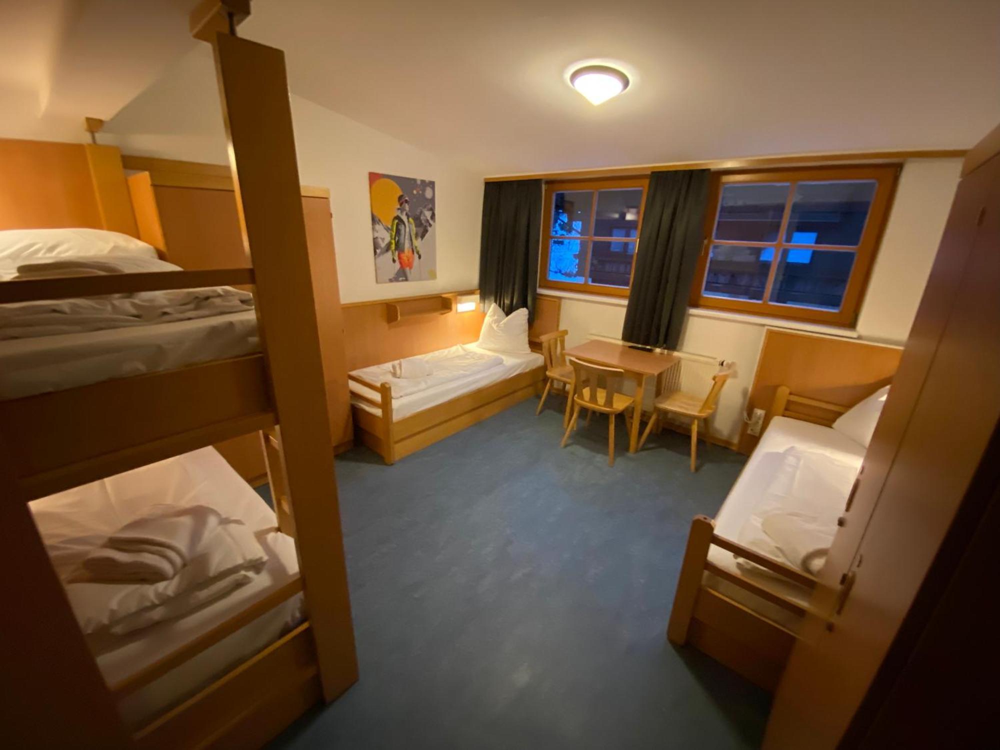 Twenty Seven City Hotel Zell am See Exteriör bild